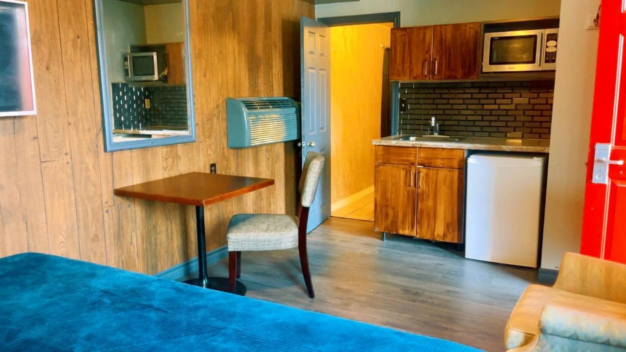Crestwood Motel Burlington Bagian luar foto