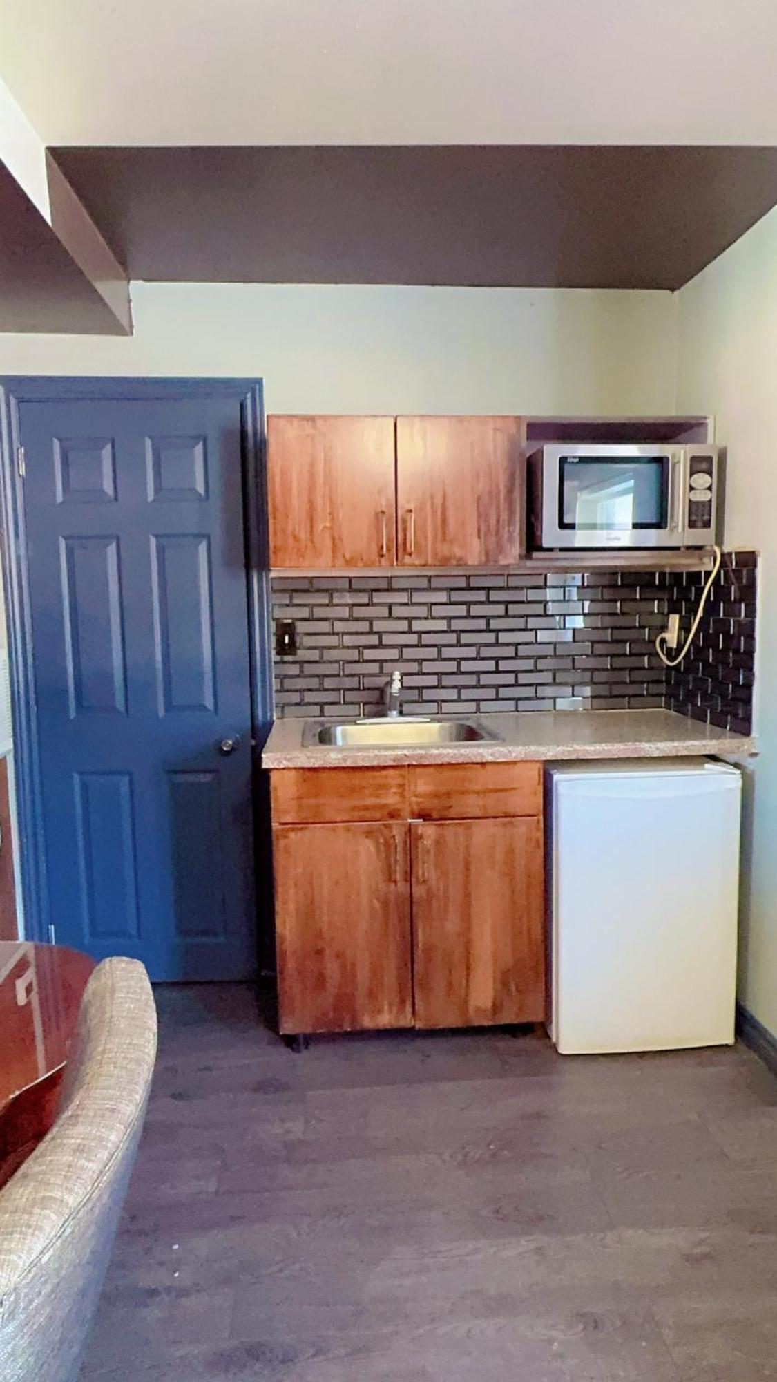 Crestwood Motel Burlington Bagian luar foto