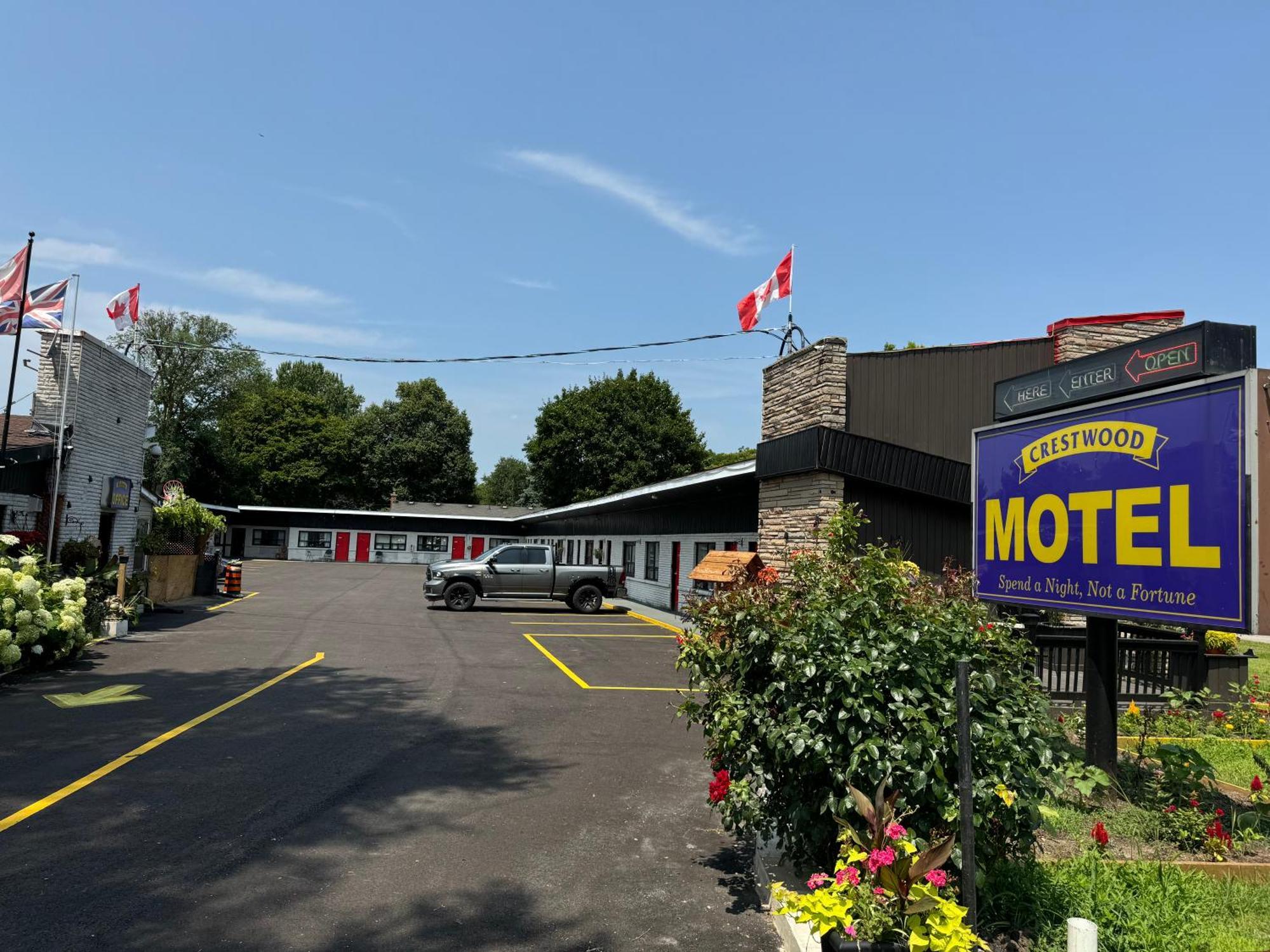 Crestwood Motel Burlington Bagian luar foto