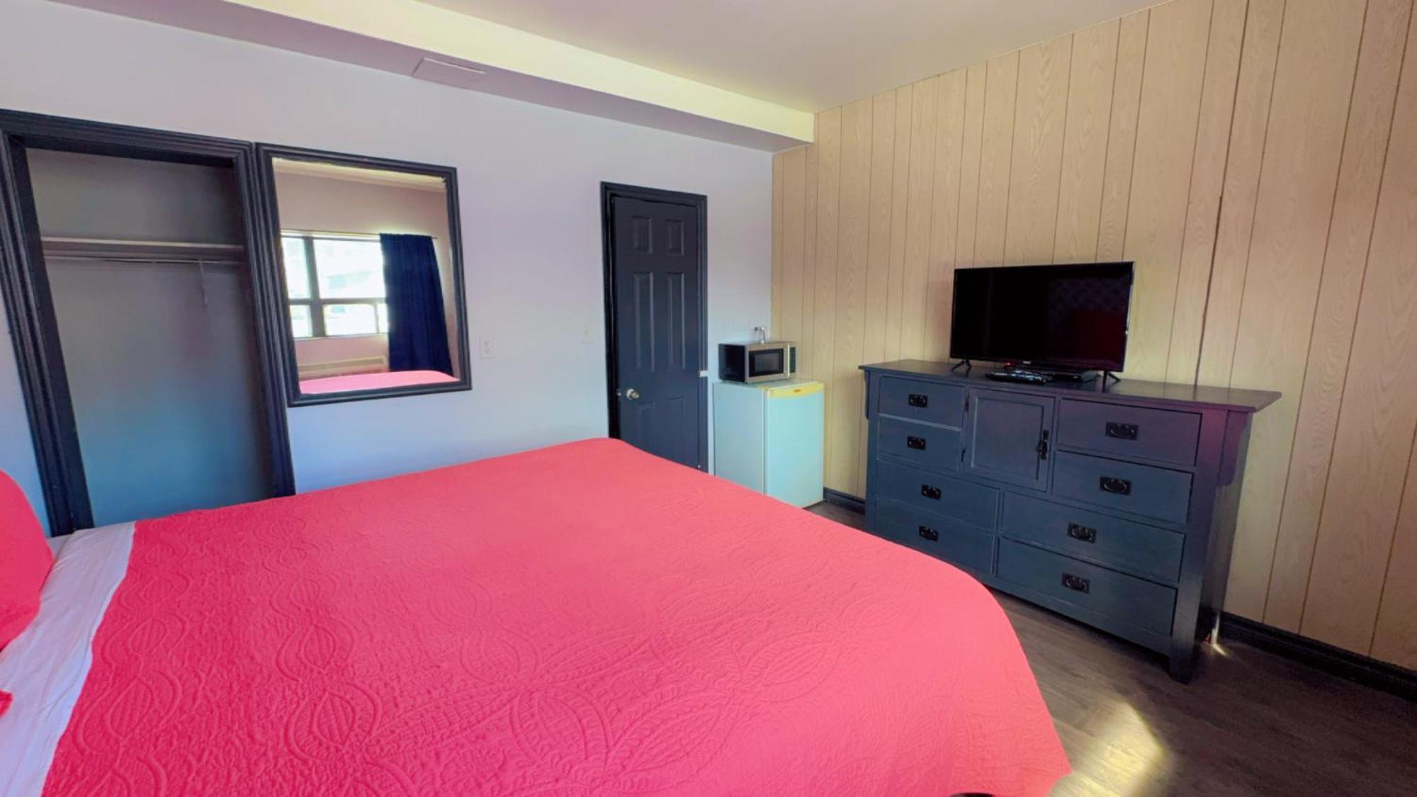 Crestwood Motel Burlington Bagian luar foto