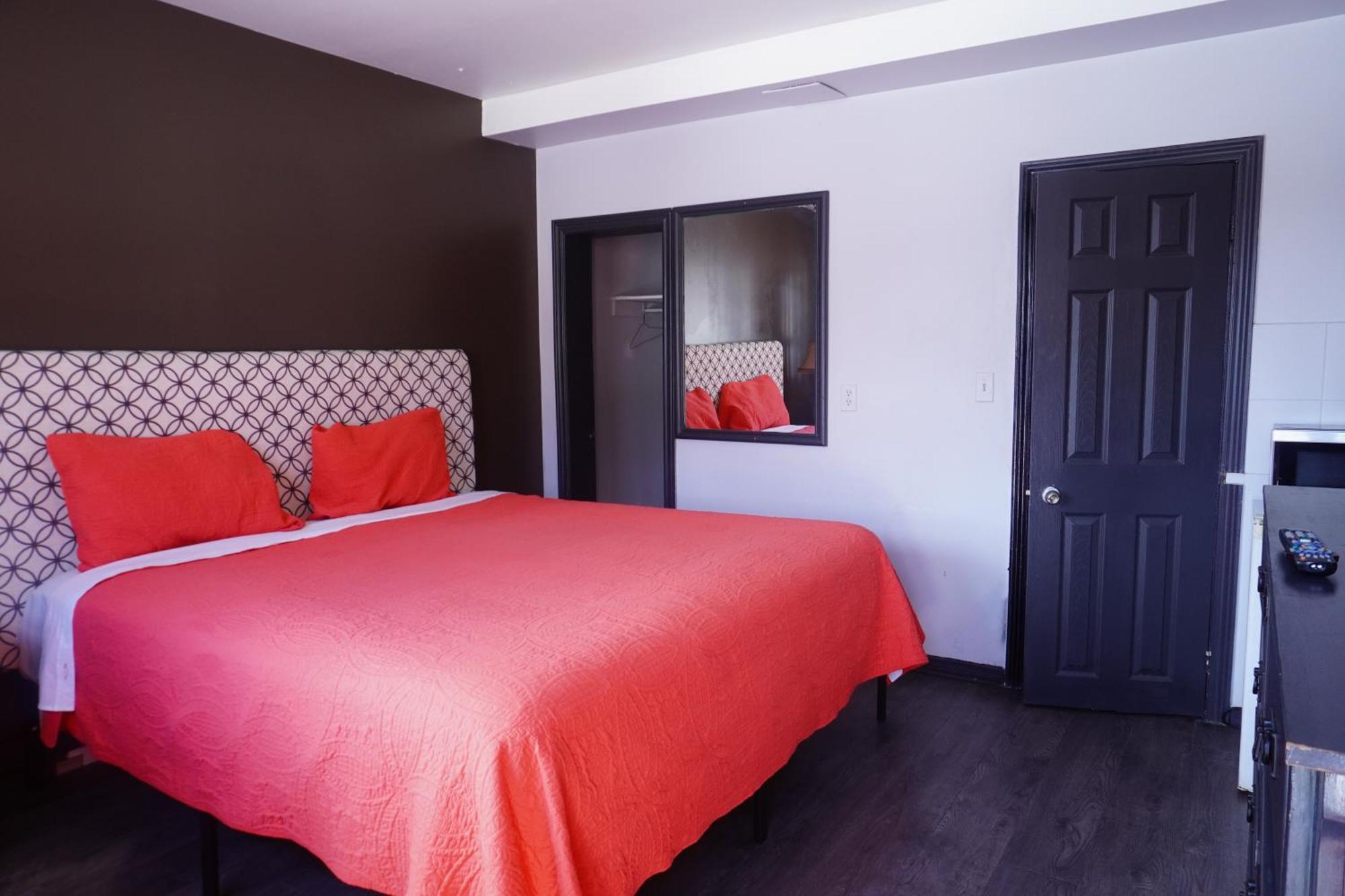 Crestwood Motel Burlington Bagian luar foto