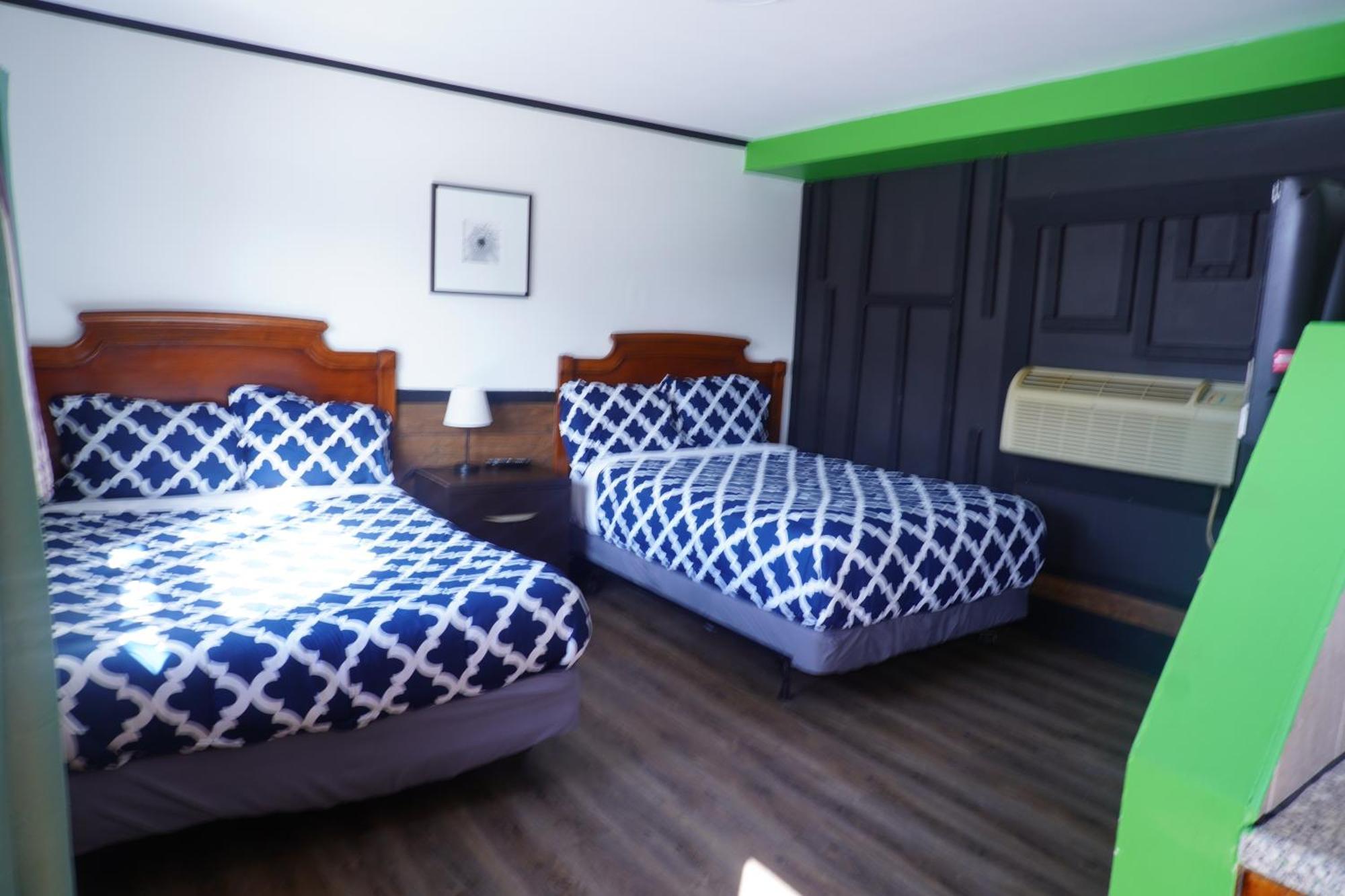 Crestwood Motel Burlington Bagian luar foto