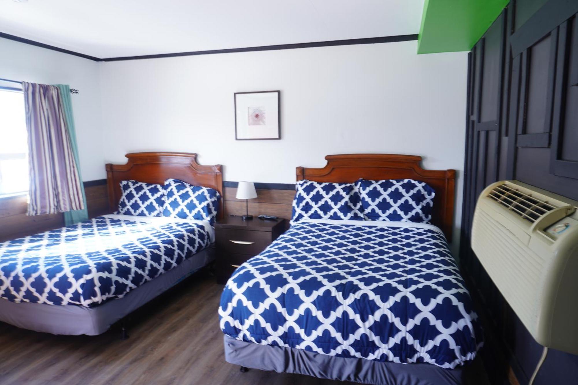 Crestwood Motel Burlington Bagian luar foto